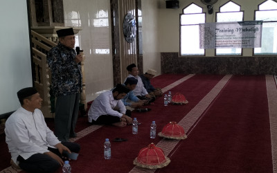 PIMPINAN PONDOK PESANTREN BABUL KHAER BUKA TRAINING DAKWAH MTs DAN MA