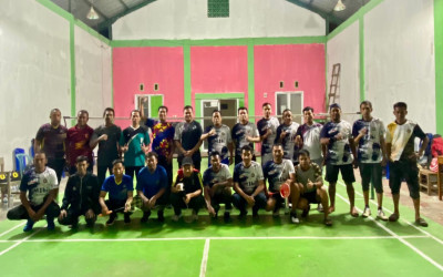 Fun Badminton , Jadi Ajang Silaturahmi Pondok Pesantren Babul Khaer dan MTsN 1 Bulukumba