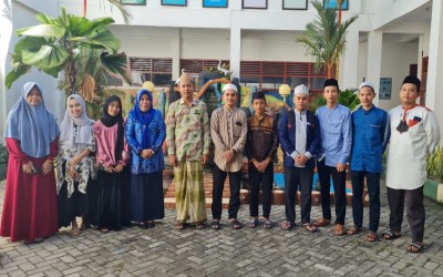 Santri dan Santriwati Pondok Pesantren Babul Khaer Ikuti Lomba Hafalan Al-Qur'an dan Hadist Virtual Se - Sulawesi Selatan