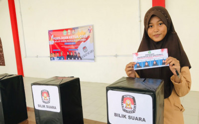 Ajarkan Demokrasi Sejak Dini, MTs PP Babul Khaer Bulukumba Gelar Pemilihan Ketua OSIS 2023